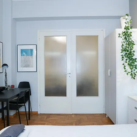 Appartement Comfy Very Close To Centre Athènes